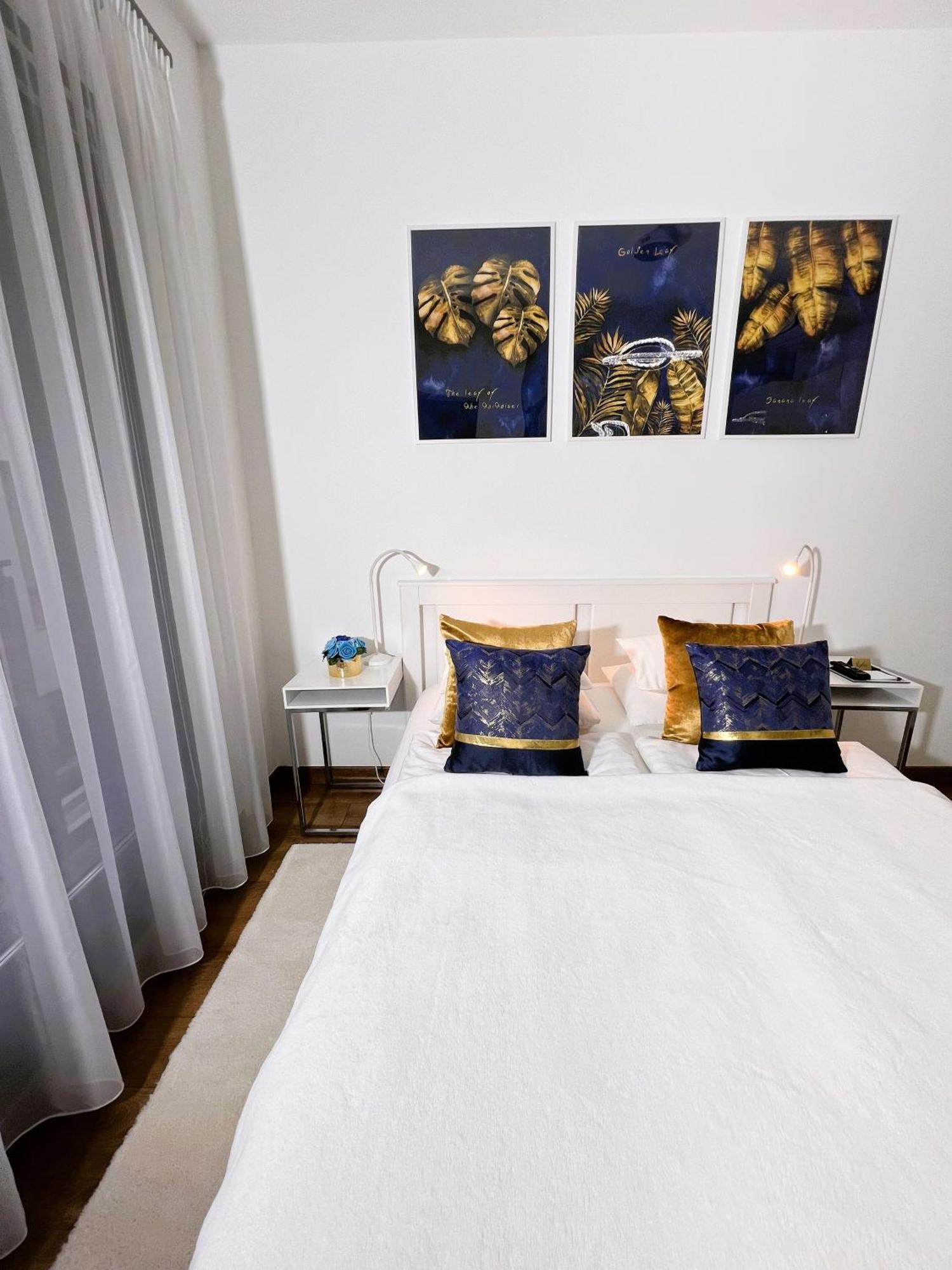 Luxe Central Studio With Pool, Parking & Ac Budapest Eksteriør bilde